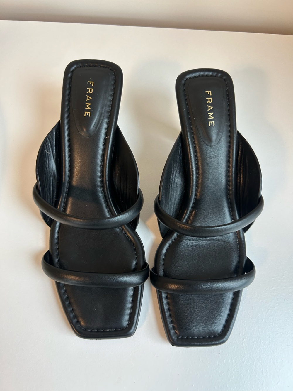 FRAME Black Leather Strappy Square-Toe Kitten Heel Sandals Size 38